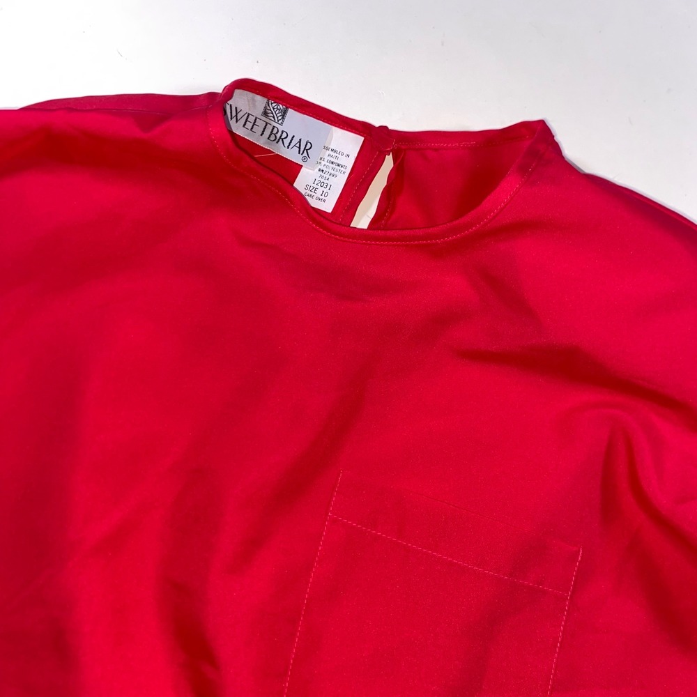 Sweetbriar Women Red Short Sleeve Silky Blouse Pocket Keyhole Back Size 10 12031